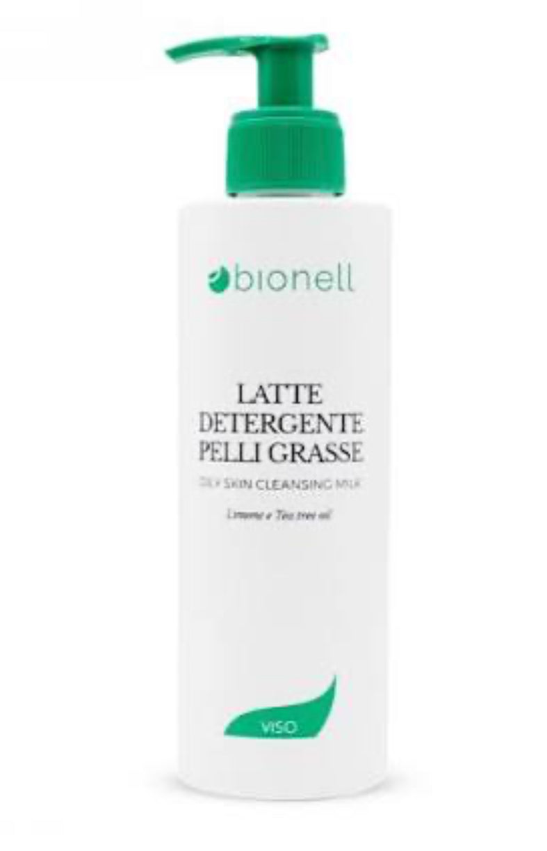 Latte detergente pelli grasse